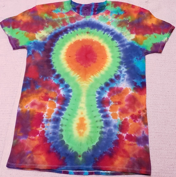 MOMMY AND ME, MEDIUM AND 12 MONTHS TIE DYE SET - Picture 4 of 8